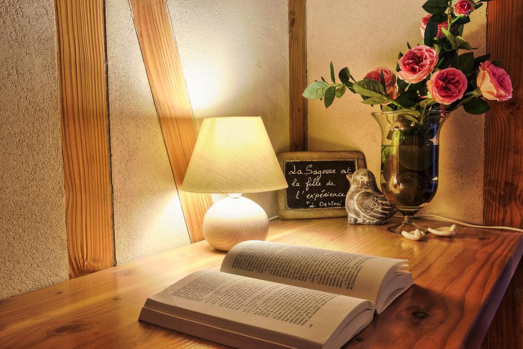 Bed And Breakfast La Fontaine Blanche Melgven Rom bilde