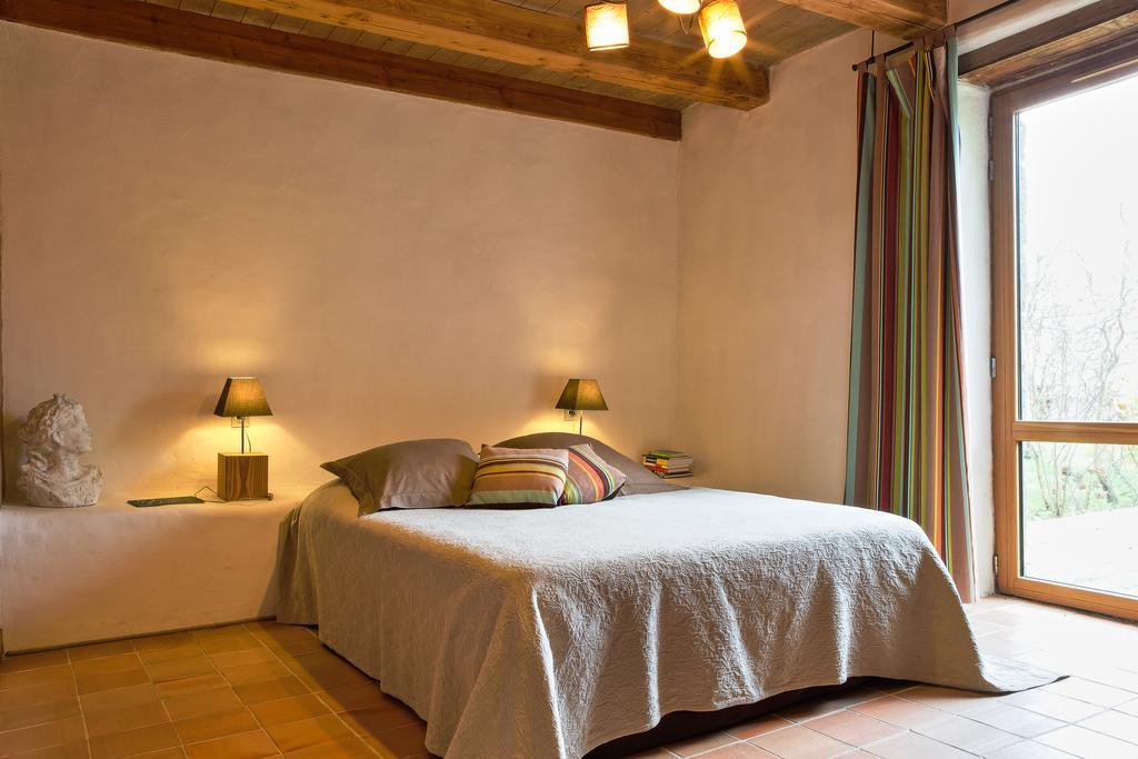 Bed And Breakfast La Fontaine Blanche Melgven Eksteriør bilde