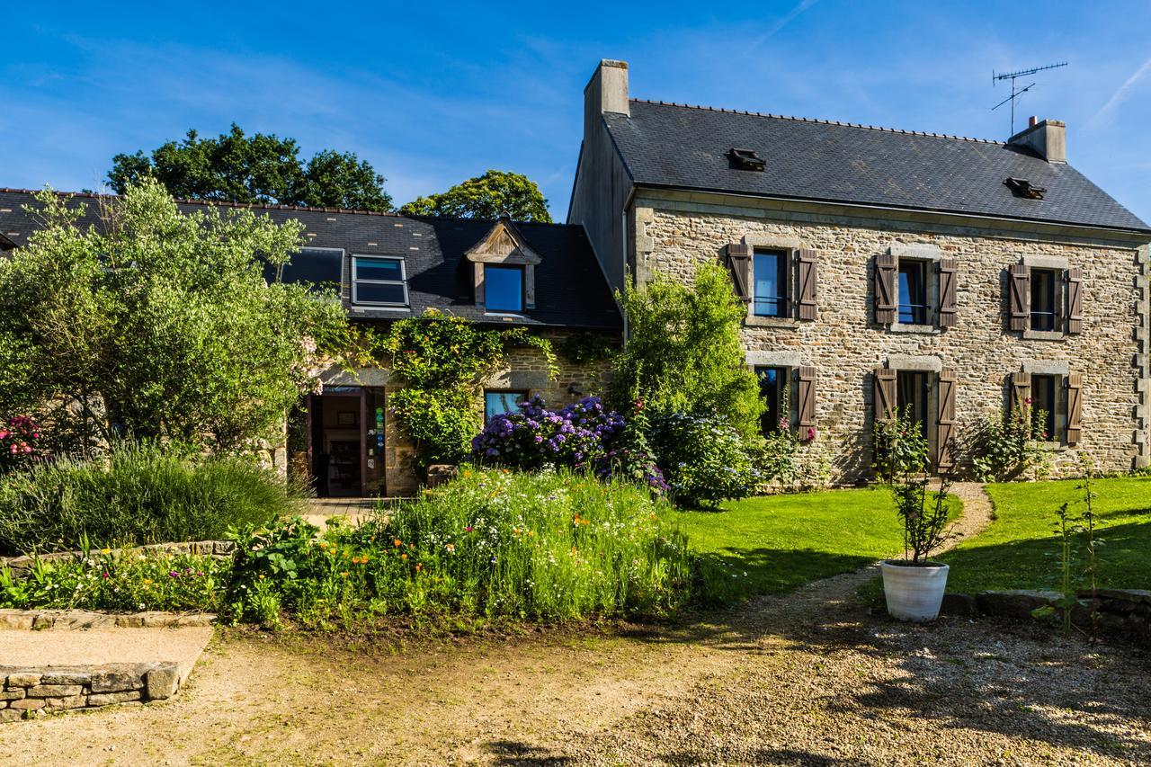 Bed And Breakfast La Fontaine Blanche Melgven Eksteriør bilde